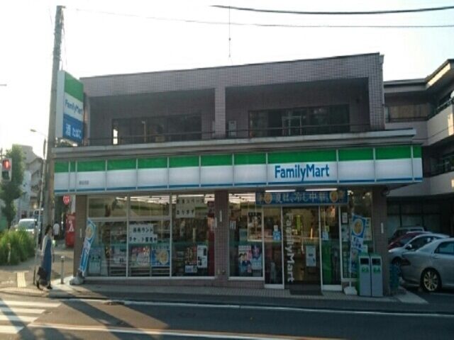 コンビニ　ファミリーマート西生田店（コンビニ）まで650m