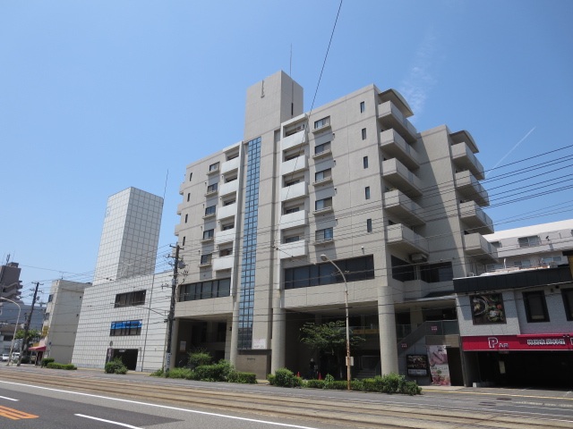 広島市中区西川口町のマンションの建物外観