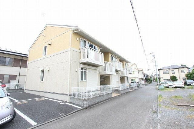 相模原市南区御園のアパートの建物外観