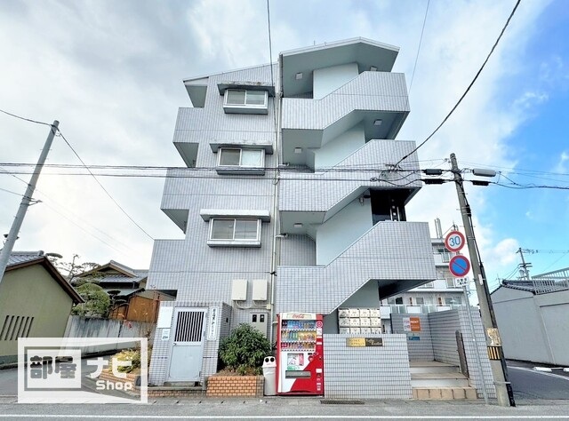 【Raffles Excellentの建物外観】