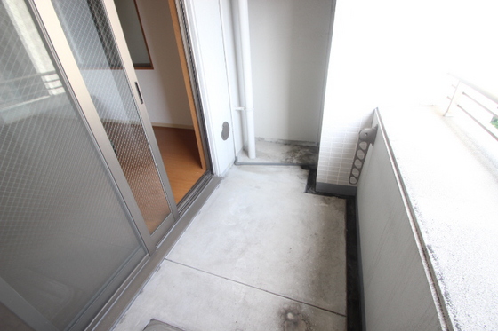 バルコニー　※別号室の写真となります