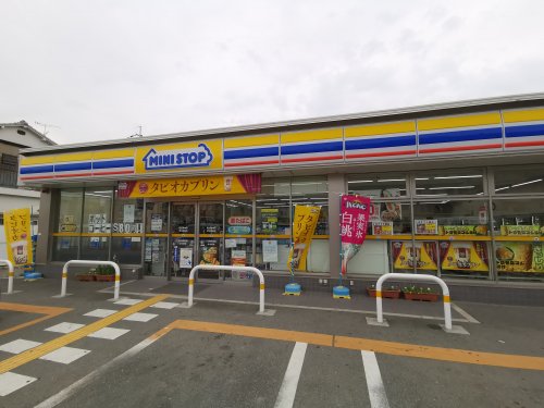 コンビニ　ミニストップ 堺北野田店（コンビニ）まで217m