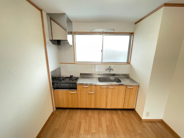 キッチン　コンロ付いています