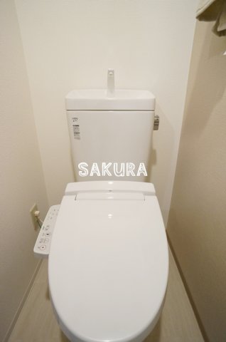 トイレ　嬉しい温水洗浄便座♪