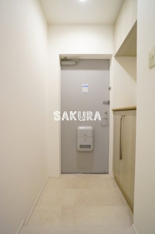 玄関　ゆったりとした玄関スペースです♪