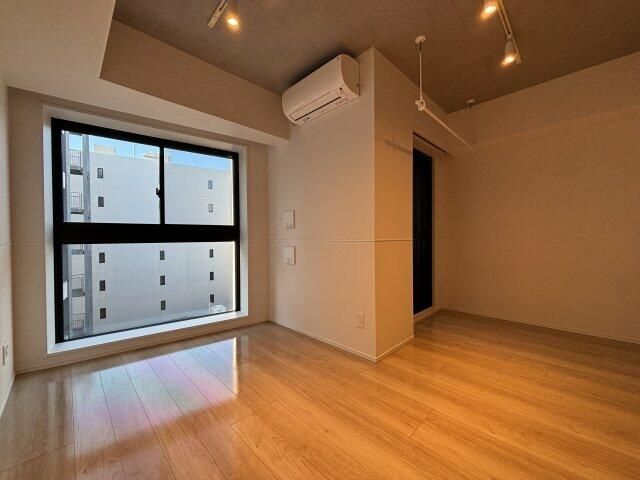 居室・リビング　ゆったり過ごせる居間です