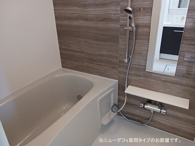 バス・シャワールーム　バス 現況優先。