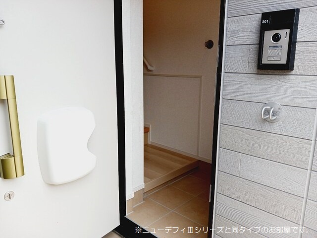 玄関　玄関 現況優先。