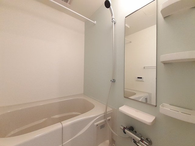 バス・シャワールーム　お風呂で日々の疲れを落としましょう