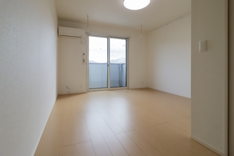 居室・リビング　図面と現状に相違がある場合には現状を優先