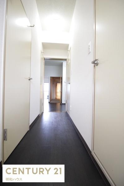 その他部屋・スペース　玄関から居室♪