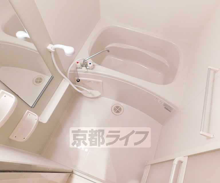 バス・シャワールーム　綺麗なお風呂です