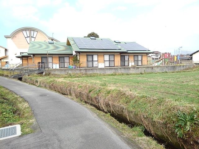 幼稚園・保育園　めぐみ保育園（幼稚園・保育園）まで830m