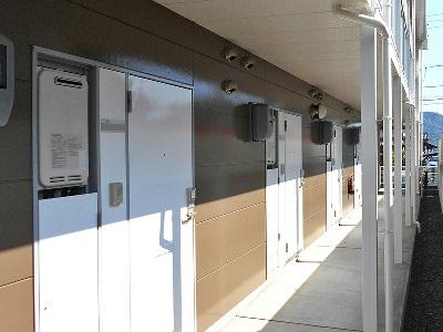 玄関　※写真と現状が異なる場合は現状を優先