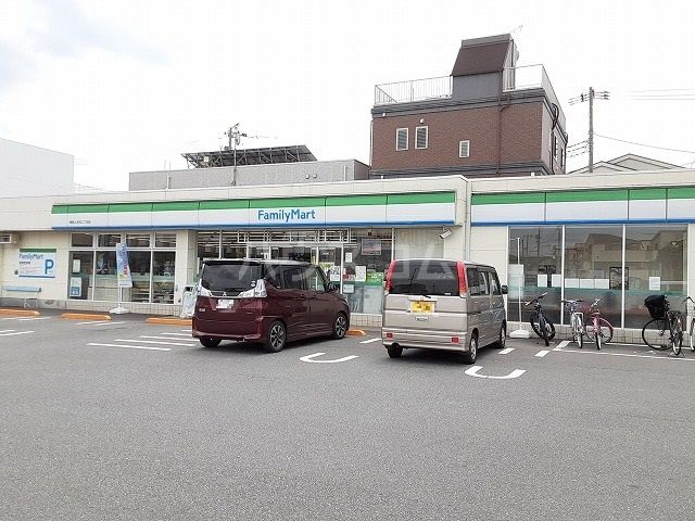 コンビニ　ファミリーマート練馬土支田２丁目店（コンビニ）まで444m
