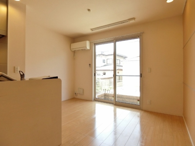 居室・リビング　図面と現状に相違がある場合には現状を優先