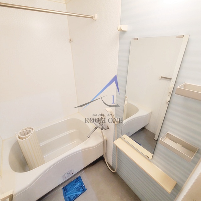 バス・シャワールーム　お風呂です。