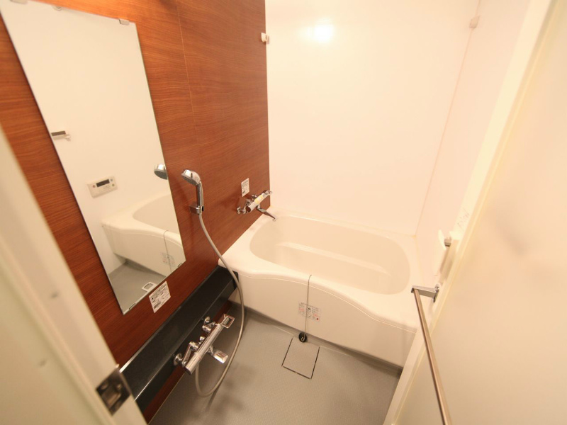 バス・シャワールーム　バスルーム　浴室暖房乾燥機付き