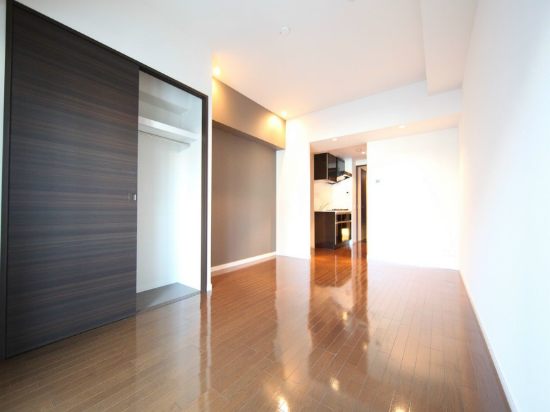 その他部屋・スペース　洋室11帖　クローゼット付（収納充実してます）