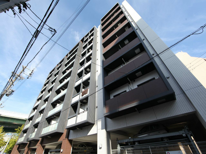 建物外観　外観　宅配ＢＯＸ　オートロック　防犯カメラ