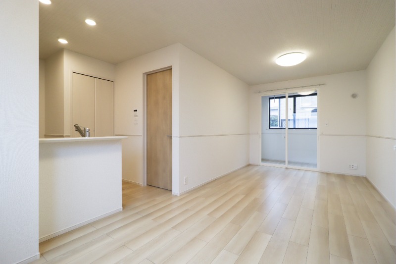 居室・リビング　図面と現状に相違がある場合には現状を優先