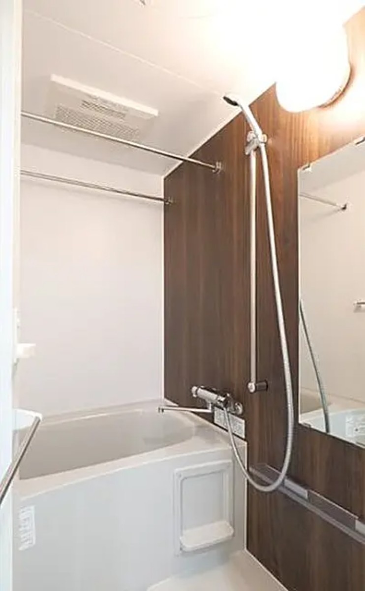 バス・シャワールーム　風呂