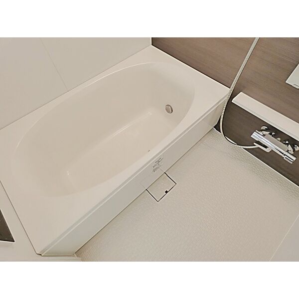 バス・シャワールーム　きれいなお風呂です