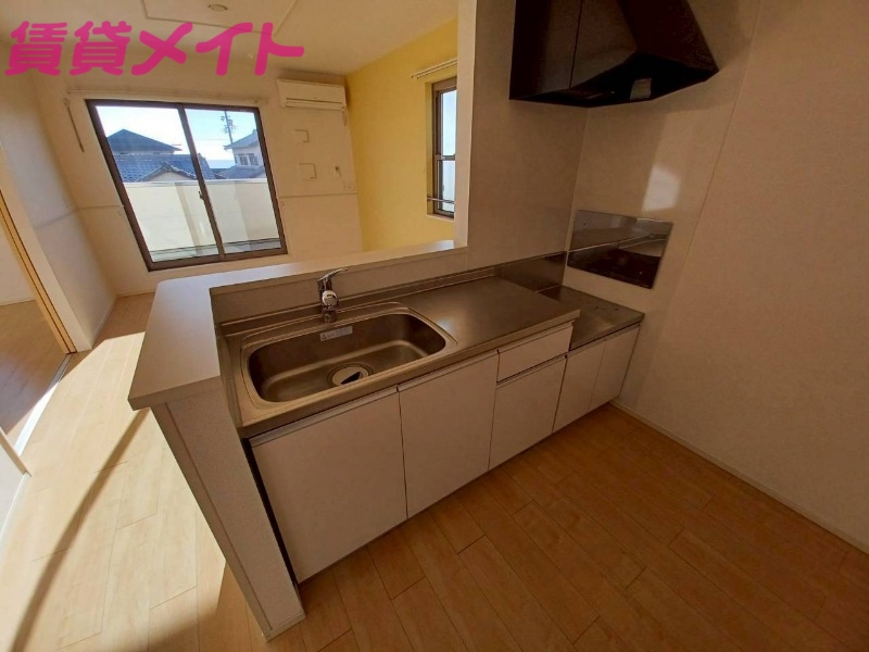 キッチン　同型参考写真