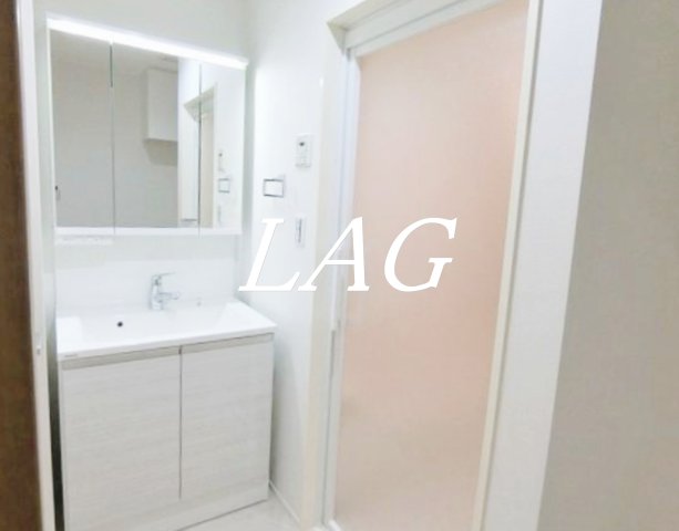 洗面設備　洗面台です。