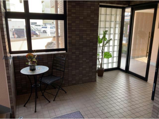 エントランス　エントランス部分