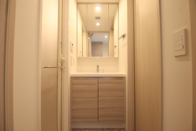 洗面設備　※別室の参考写真の為、現況優先です。