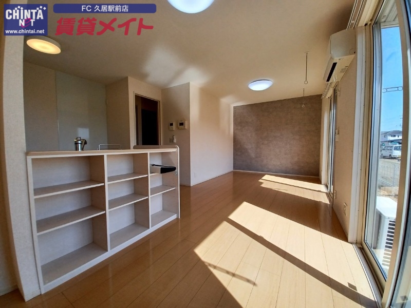 居室・リビング　別部屋同型タイプ