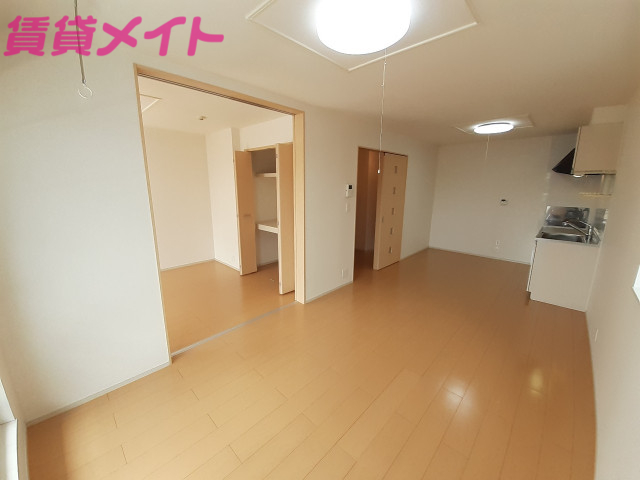 居室・リビング　同型参考写真