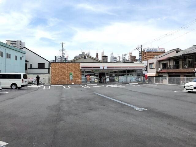 コンビニ　セブンイレブン大阪生野西1丁目店（コンビニ）まで417m