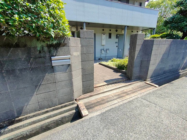 シャーメゾン甲南山手の外観写真