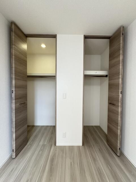 収納　写真は別の部屋のものです。