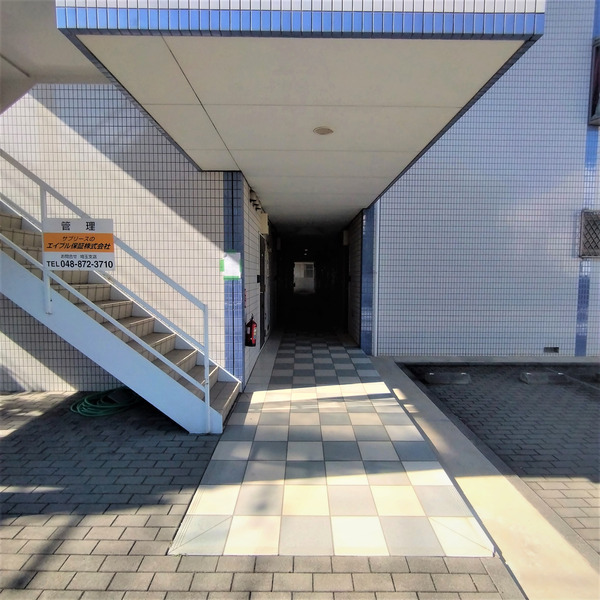 エントランス