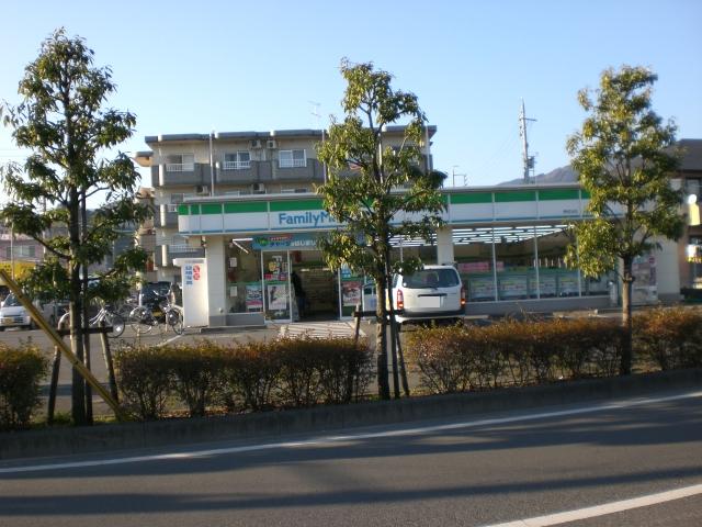 コンビニ　ファミリーマート押切北店（コンビニ）まで413m