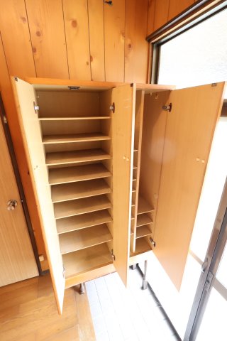 収納　シューズボックス