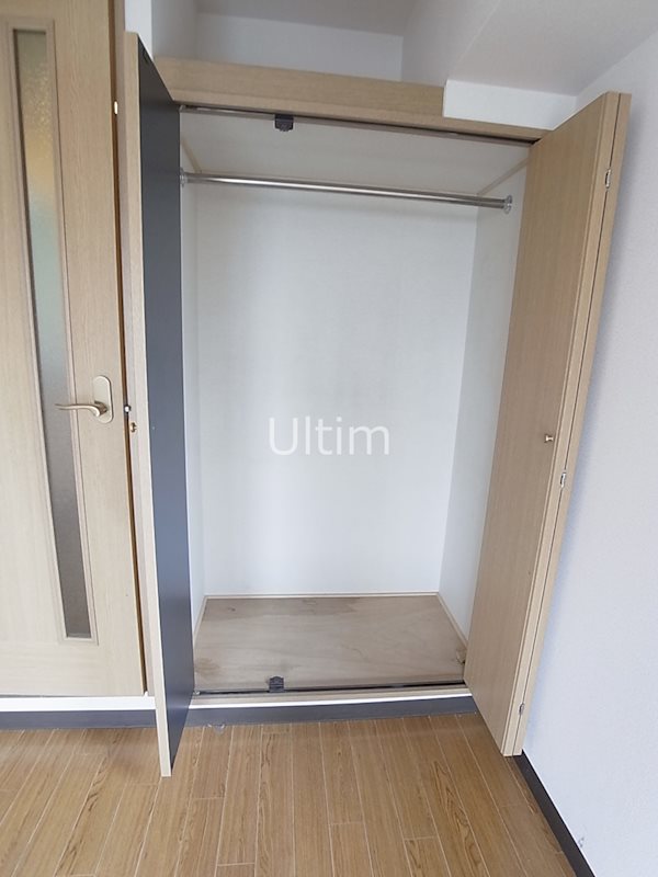 収納　違うお部屋の写真です。ご参考までに。