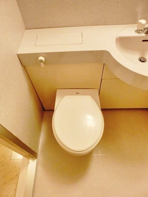 トイレ　水洗トイレ