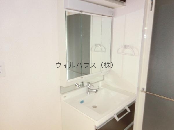 洗面設備　シャンプードレッサー