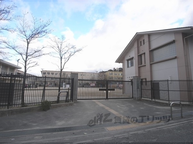 小学校　北白川小学校（小学校）まで350m
