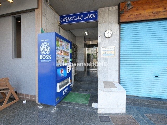 エントランス　清潔なエントランスです