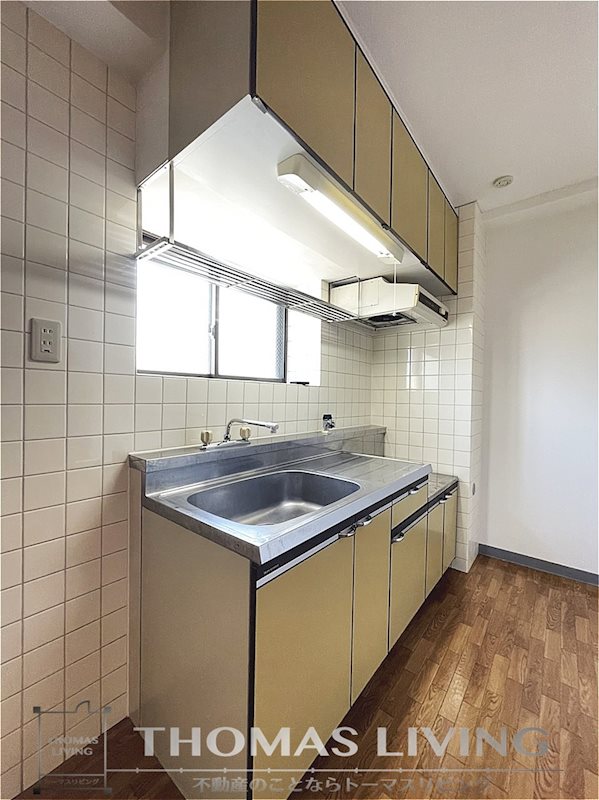 キッチン　別部屋のお写真です。ご参考ください。