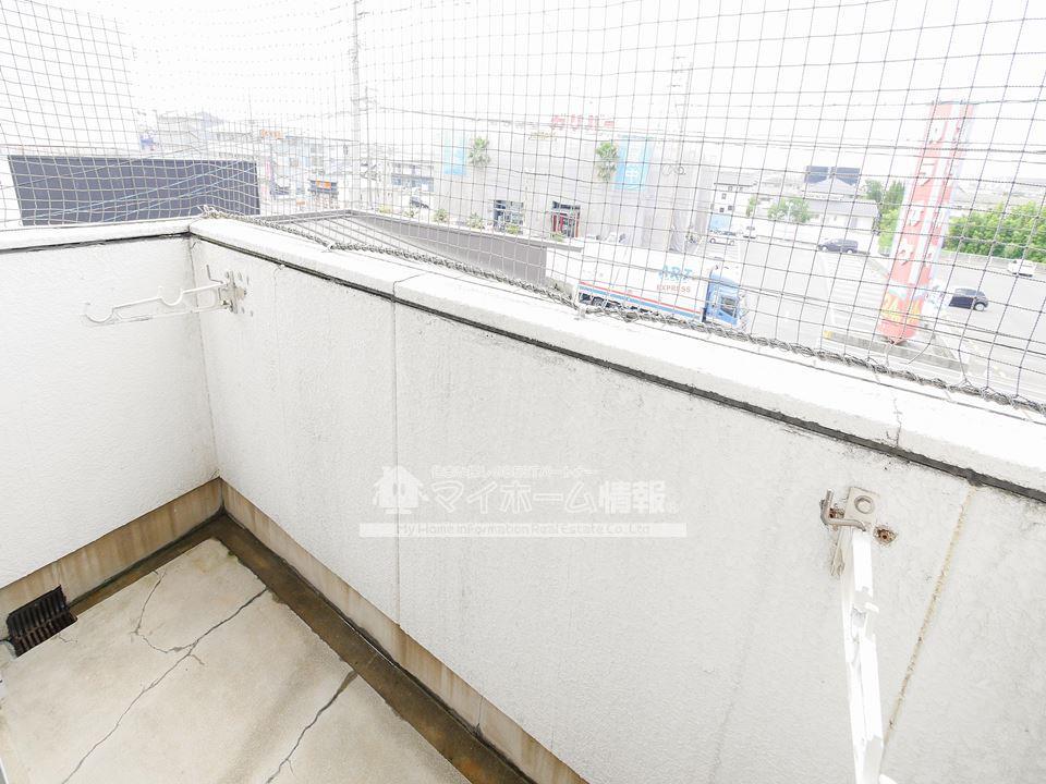 バルコニー　※内観写真は401号を引用しており、内装が異なる場合がござい
