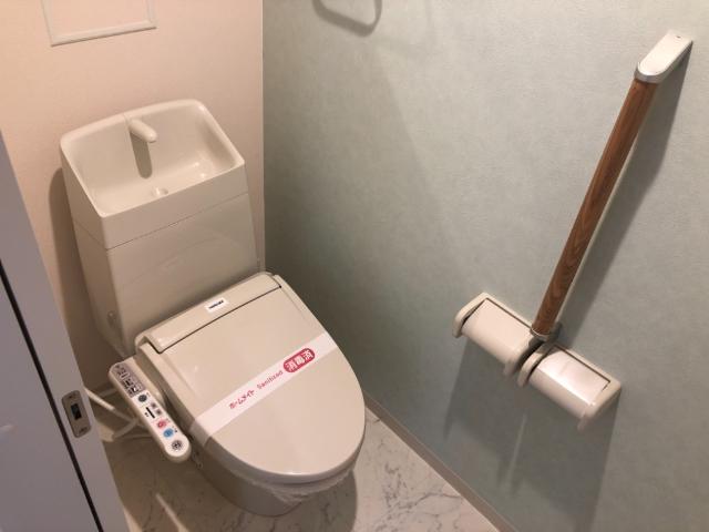 トイレ　トイレ