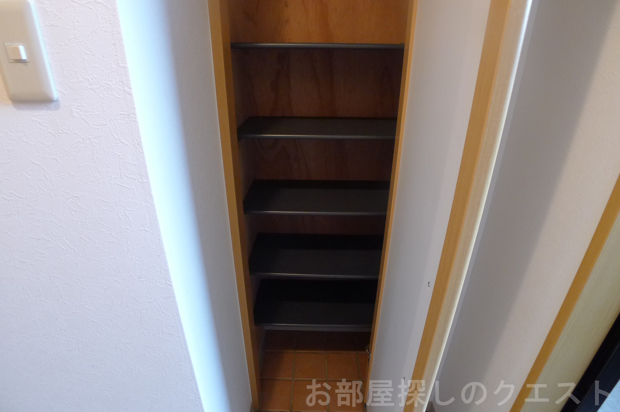 玄関　（写真は同物件イメージ）