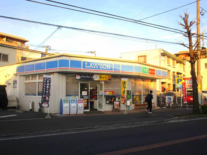 コンビニ　ローソン（コンビニ）まで389m