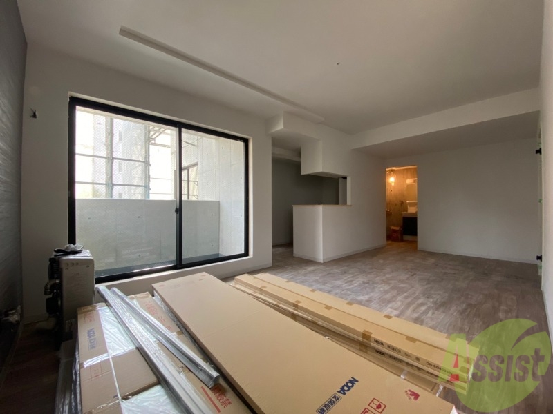 居室・リビング　広くてキレイなお部屋が広がっていて、充実した生活が送れそう。
